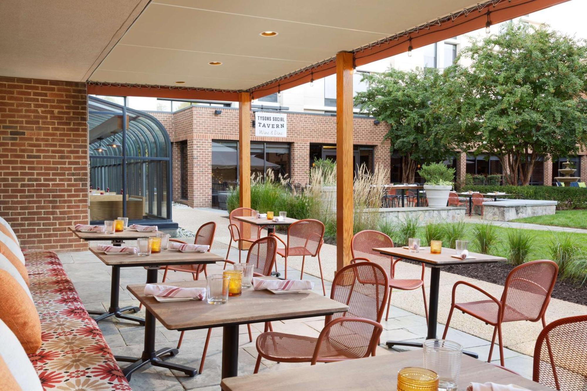 Doubletree By Hilton Mclean Tysons Hotel Tysons Corner Ngoại thất bức ảnh